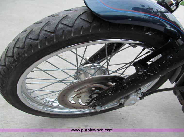 image for item C2276 2004 Harley Davidson 1200 Custom Sportster motorcycle