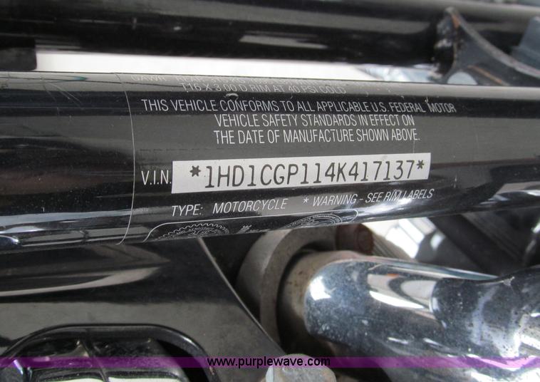 image for item C2276 2004 Harley Davidson 1200 Custom Sportster motorcycle