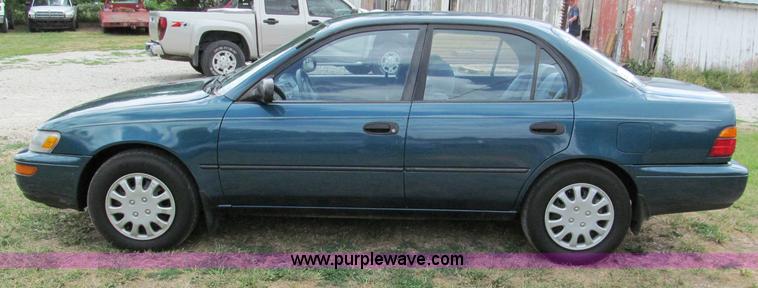 image for item C2281 1994 Toyota Corolla