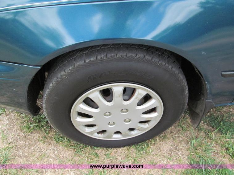 image for item C2281 1994 Toyota Corolla