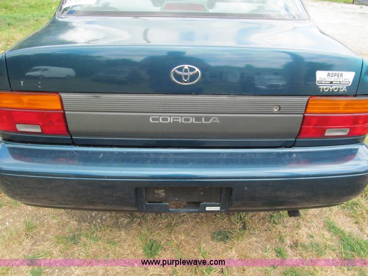 image for item C2281 1994 Toyota Corolla