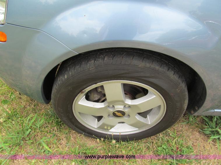 image for item C2282 2006 Chevrolet Aveo LS