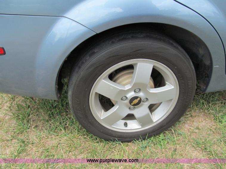 image for item C2282 2006 Chevrolet Aveo LS