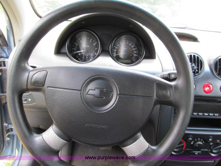 image for item C2282 2006 Chevrolet Aveo LS