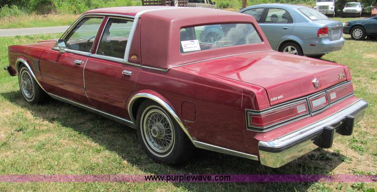 image for item C2283 1986 Chrysler Fifth Avenue