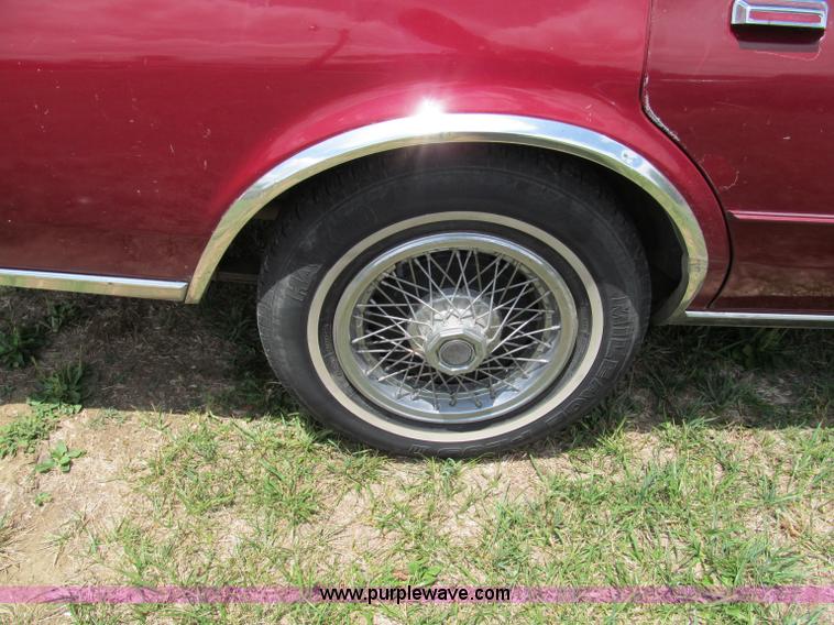 image for item C2283 1986 Chrysler Fifth Avenue