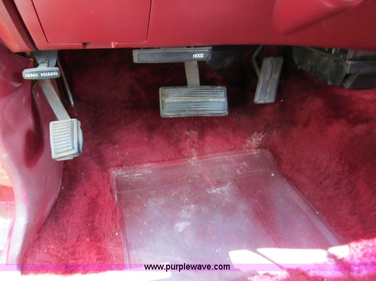 image for item C2283 1986 Chrysler Fifth Avenue