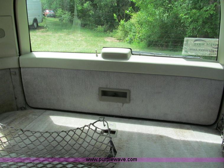 image for item C2284 1999 Volvo V70 XC