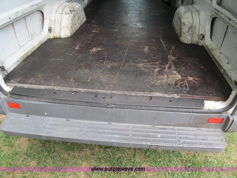 image for item C2285 2004 Dodge 2500 SHC Sprinter van