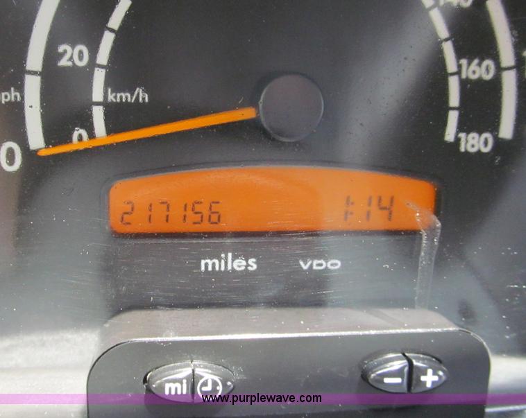 image for item C2285 2004 Dodge 2500 SHC Sprinter van