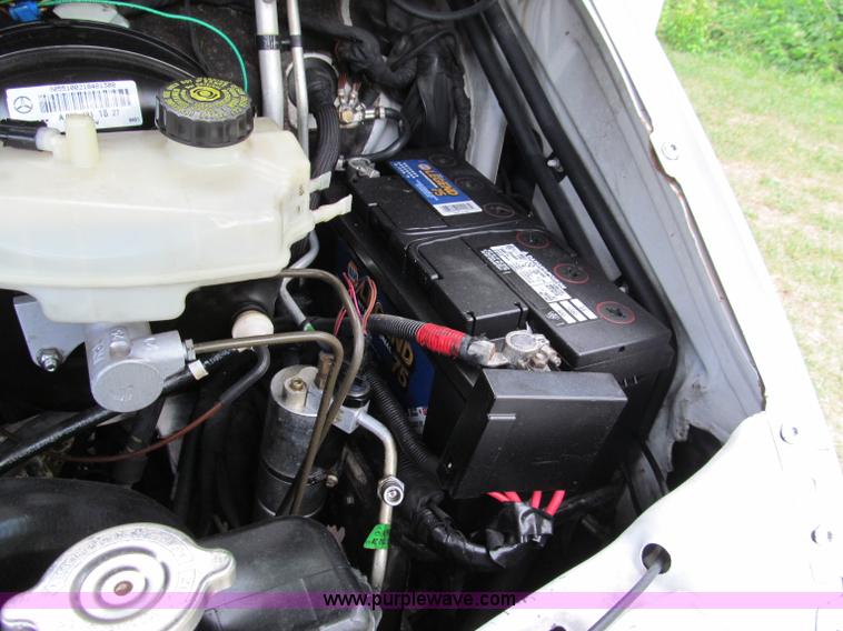 image for item C2285 2004 Dodge 2500 SHC Sprinter van