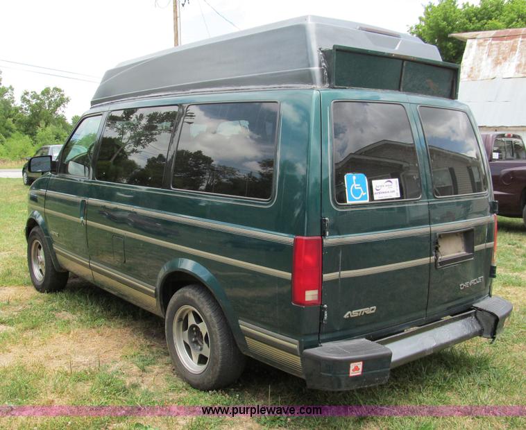 image for item C2286 1998 Chevrolet Astro extended roof van