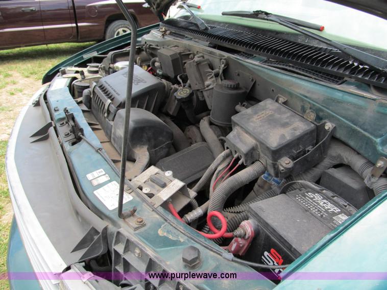 image for item C2286 1998 Chevrolet Astro extended roof van