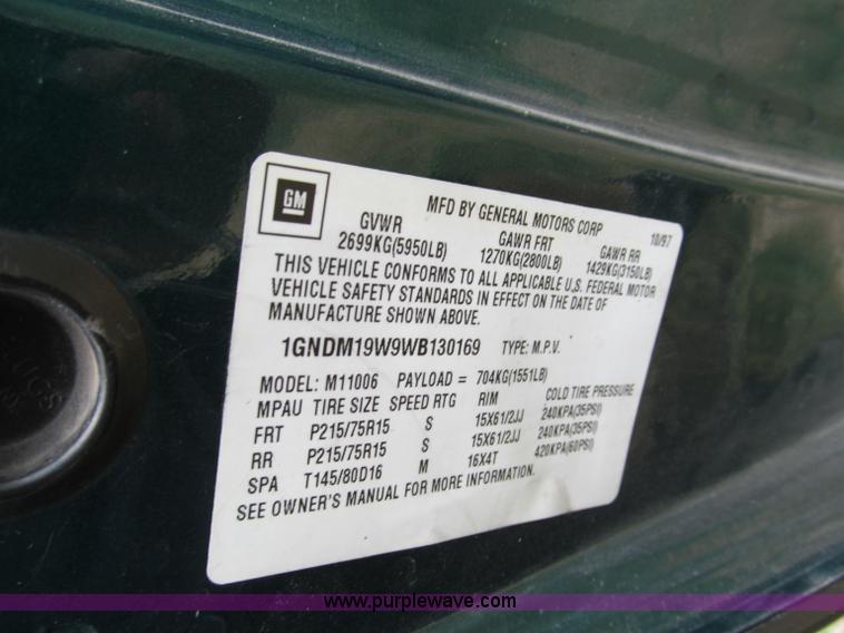 image for item C2286 1998 Chevrolet Astro extended roof van