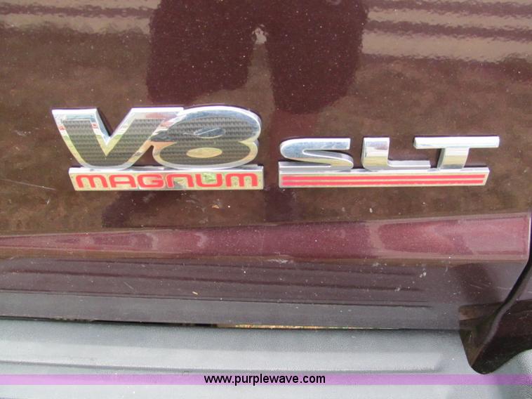 image for item C2287 2005 Dodge Dakota SLT extended cab pickup truck