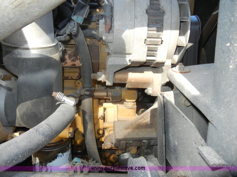 image for item D4247 1998 Freightliner F170 refuse truck