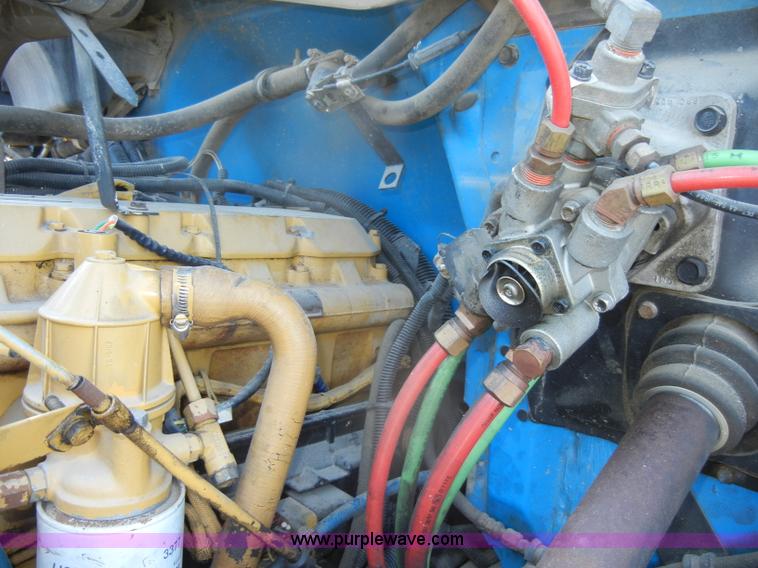 image for item D4247 1998 Freightliner F170 refuse truck