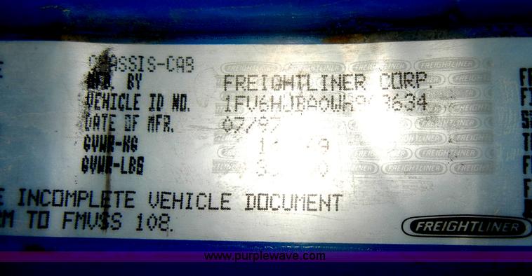 image for item D4247 1998 Freightliner F170 refuse truck