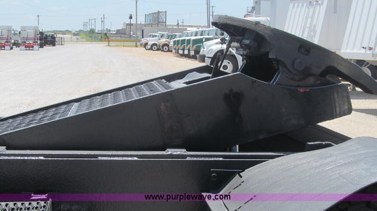 image for item F3004 1990 Capacity TJ4000 yard truck