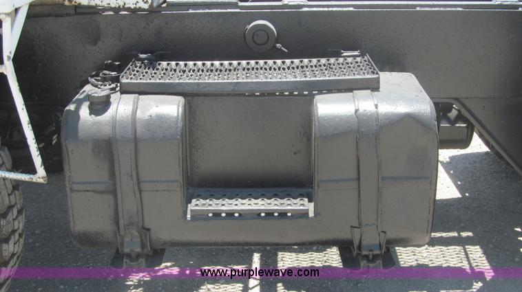 image for item F3004 1990 Capacity TJ4000 yard truck