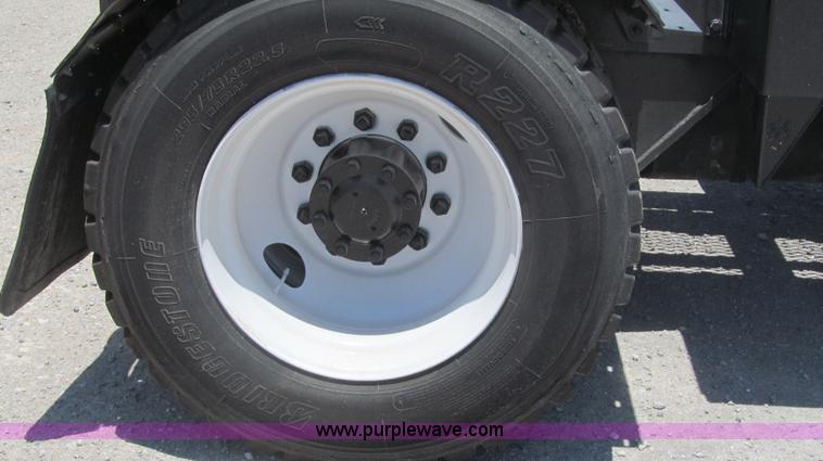 image for item F3004 1990 Capacity TJ4000 yard truck