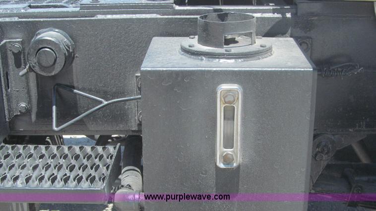 image for item F3004 1990 Capacity TJ4000 yard truck