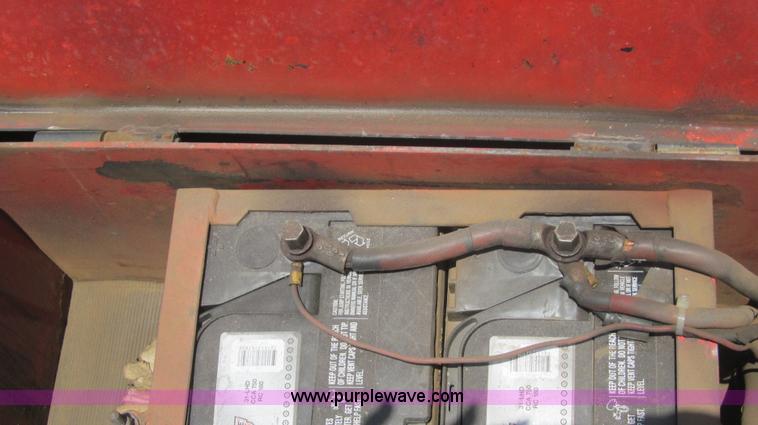 image for item F3004 1990 Capacity TJ4000 yard truck