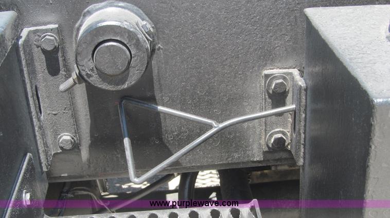 image for item F3004 1990 Capacity TJ4000 yard truck