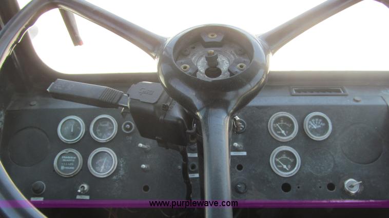 image for item F3004 1990 Capacity TJ4000 yard truck