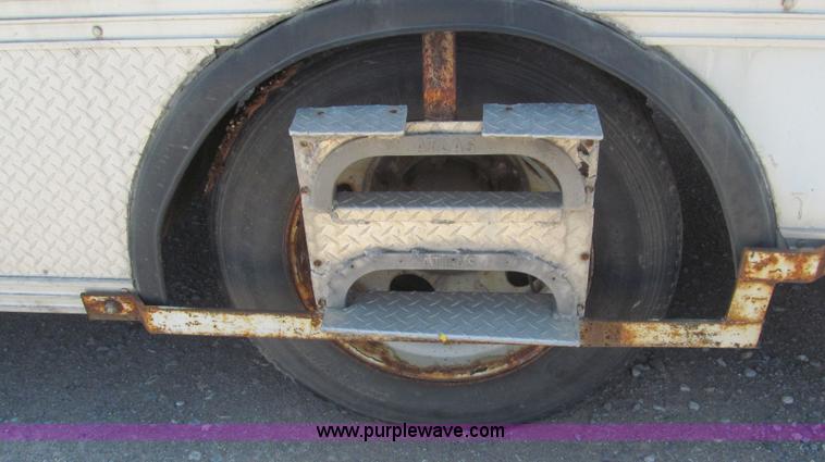 image for item F3005 1999 GMC C6500 refrigerated box truck