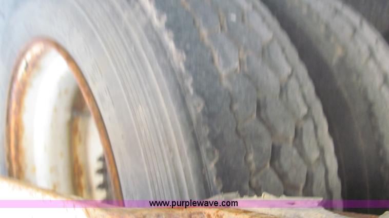 image for item F3005 1999 GMC C6500 refrigerated box truck