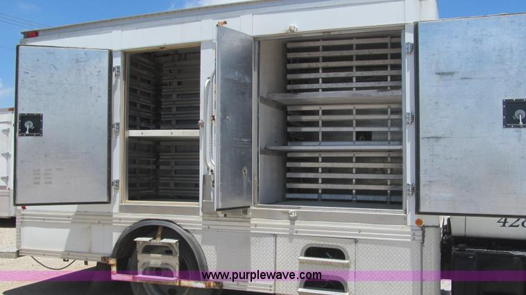 image for item F3005 1999 GMC C6500 refrigerated box truck