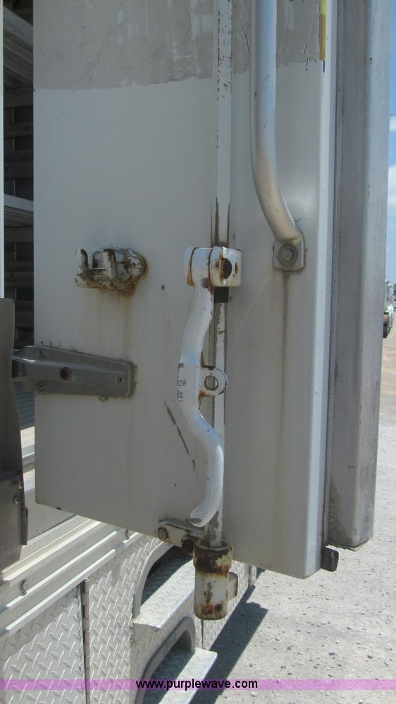 image for item F3005 1999 GMC C6500 refrigerated box truck