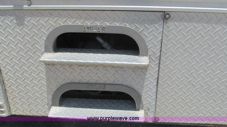 image for item F3005 1999 GMC C6500 refrigerated box truck