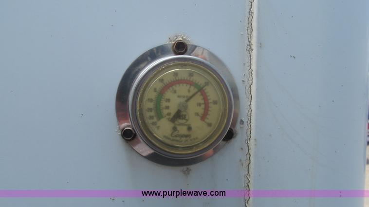 image for item F3005 1999 GMC C6500 refrigerated box truck