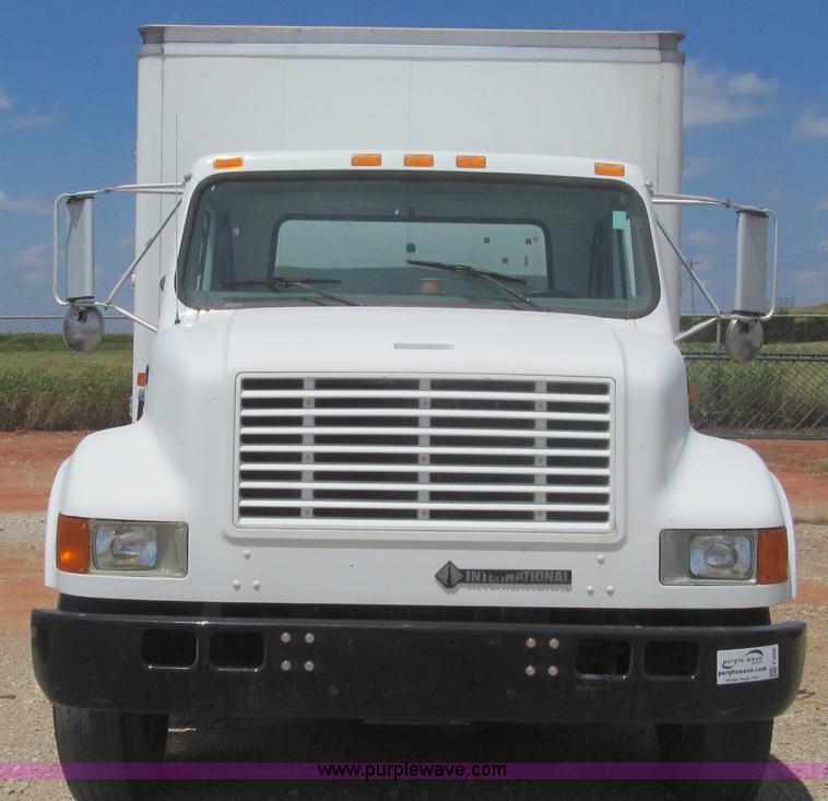 image for item F3006 1999 International 4700LP refrigerated box truck