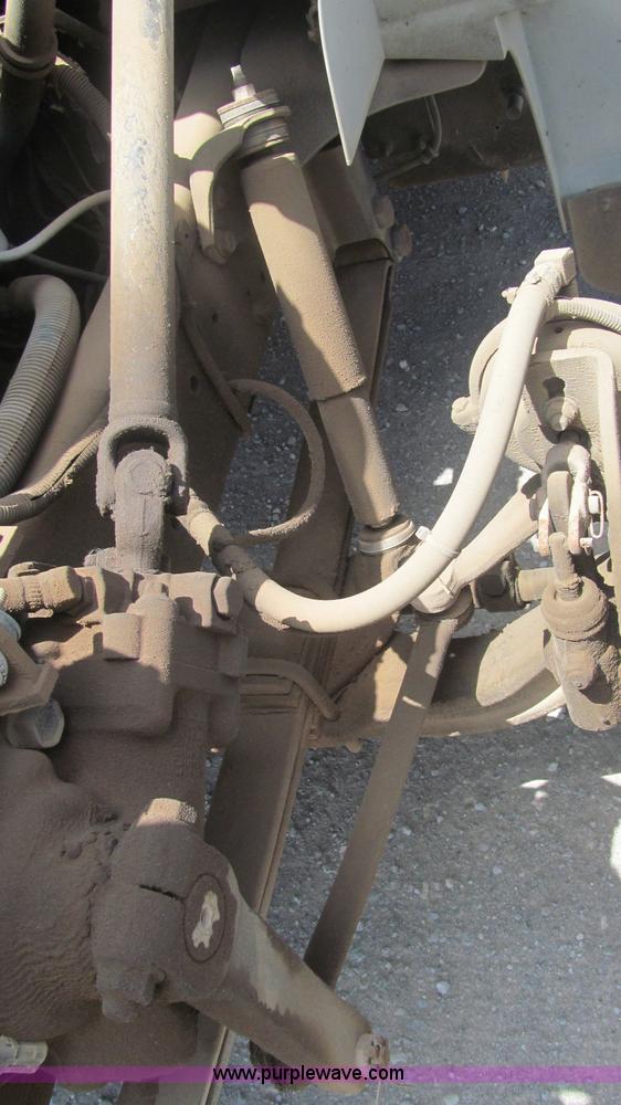 image for item F3006 1999 International 4700LP refrigerated box truck