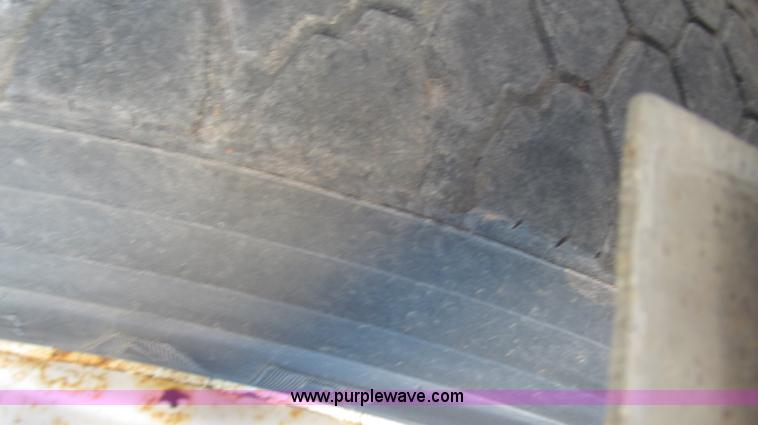 image for item F3006 1999 International 4700LP refrigerated box truck