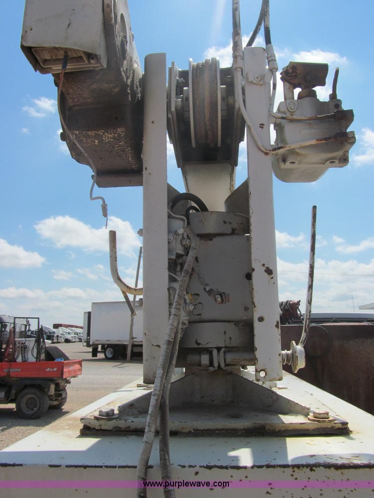 image for item F3008 1983 Ford F350 XL utility pickup truck