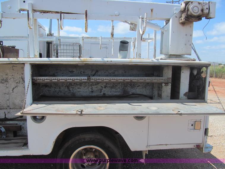 image for item F3008 1983 Ford F350 XL utility pickup truck