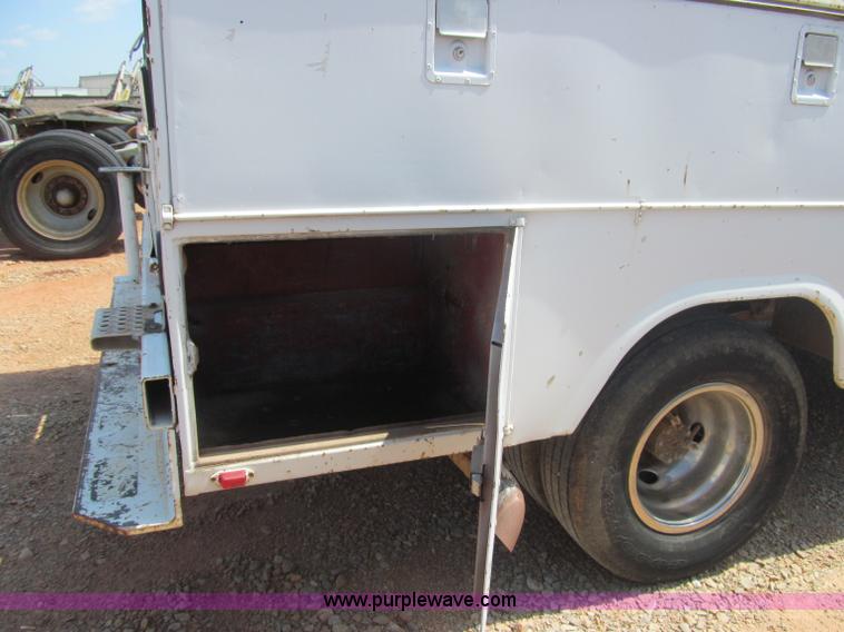 image for item F3008 1983 Ford F350 XL utility pickup truck