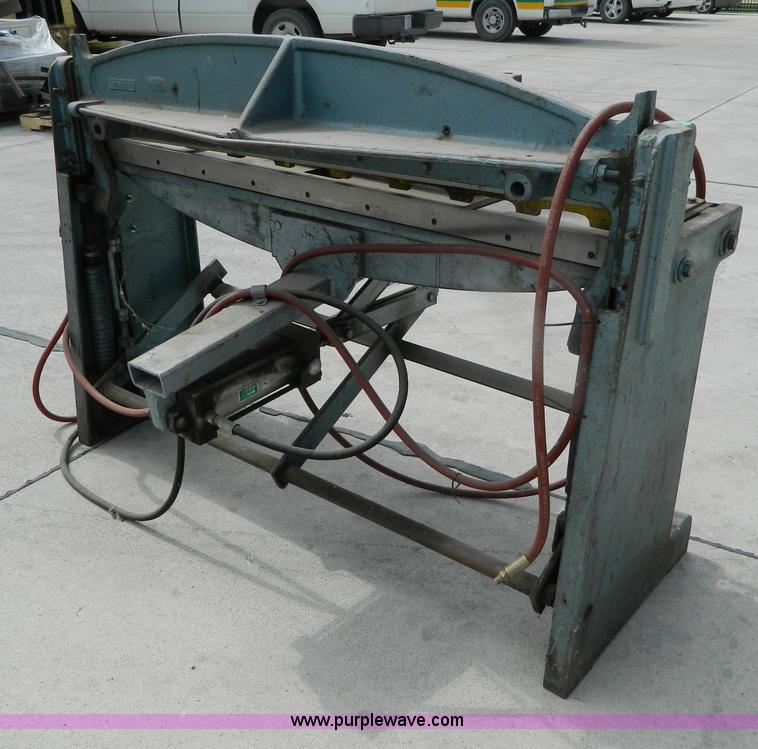 image for item M9820 Roper Whitney Pexto 152K sheet metal tool