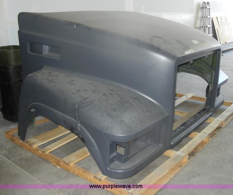 image for item N9838 Mack hood assembly