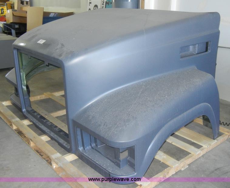 image for item N9838 Mack hood assembly