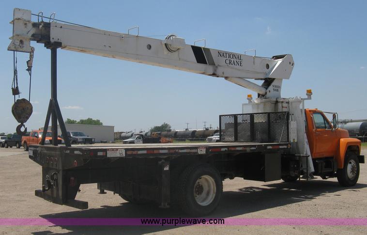 image for item A6428 1990 Ford F800 flatbed crane truck