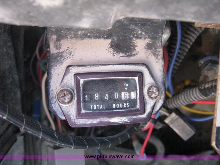 image for item A6428 1990 Ford F800 flatbed crane truck