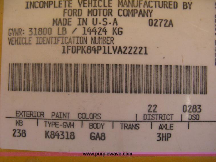 image for item A6428 1990 Ford F800 flatbed crane truck