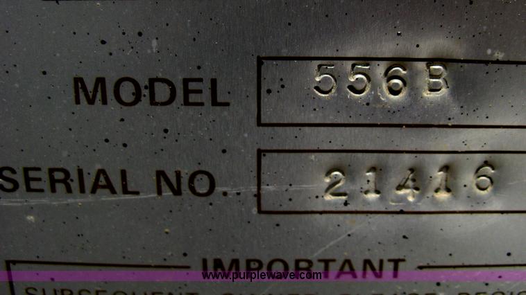 image for item A6428 1990 Ford F800 flatbed crane truck