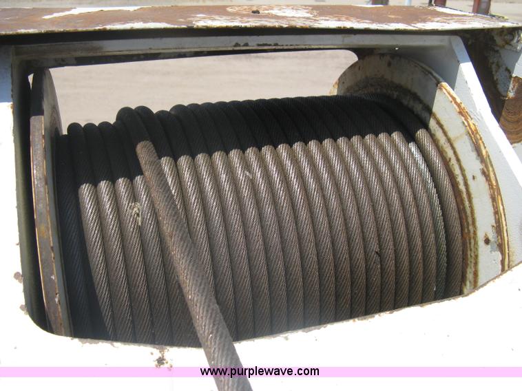 image for item A6428 1990 Ford F800 flatbed crane truck