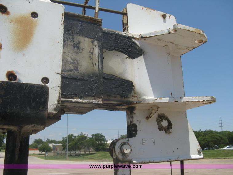 image for item A6428 1990 Ford F800 flatbed crane truck